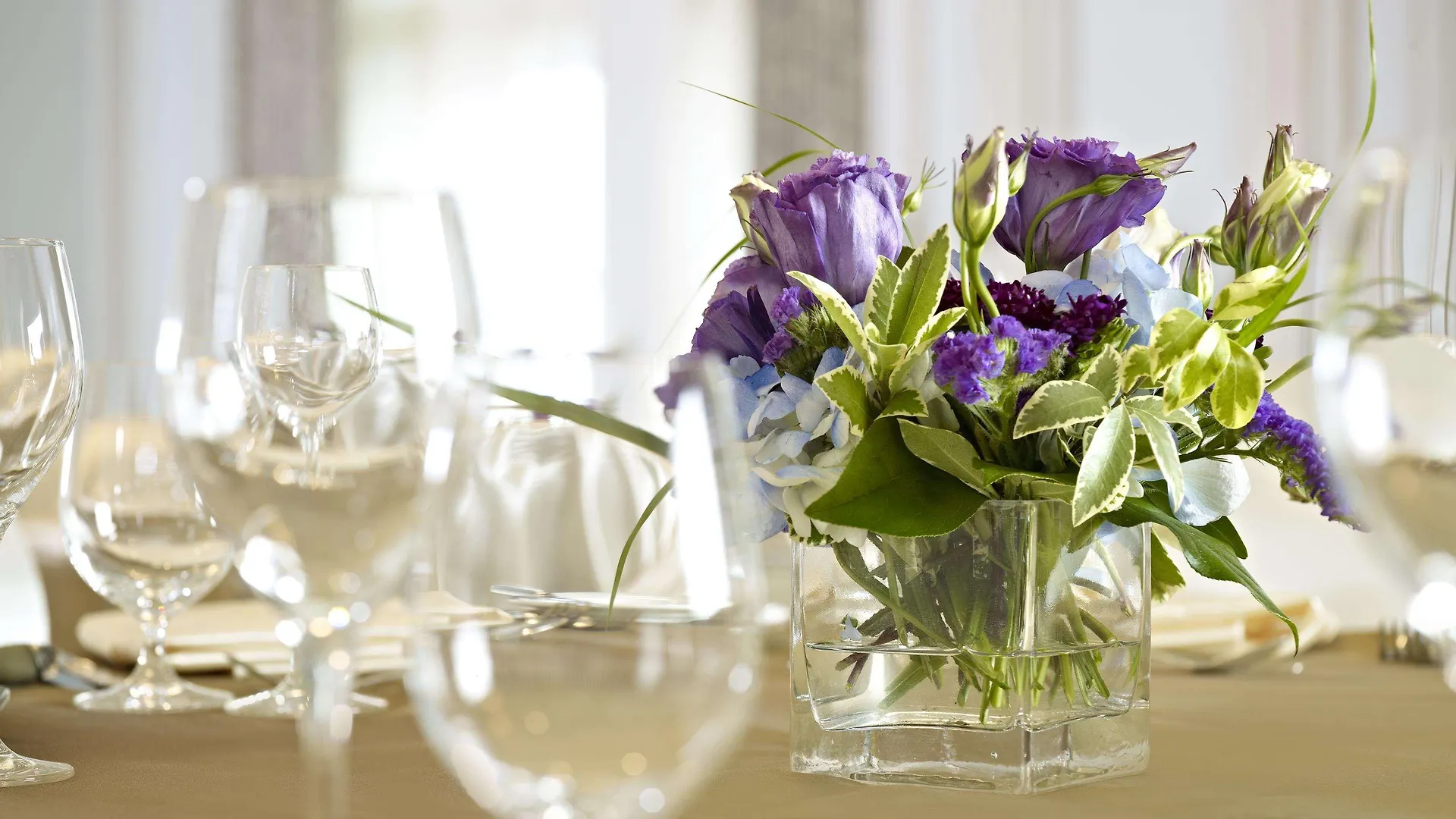 אדמונטון Fairmont Hotel Macdonald