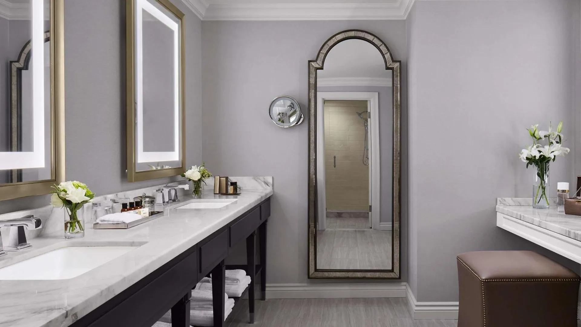אדמונטון Fairmont Hotel Macdonald